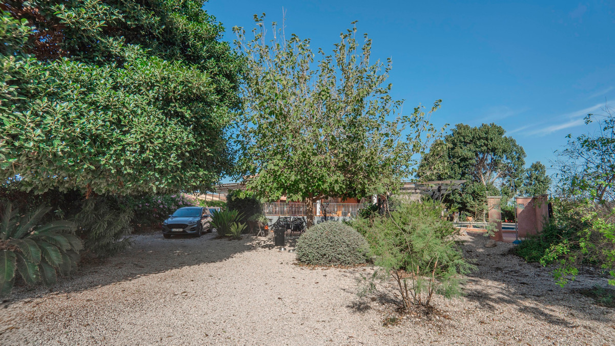 Property main view 40