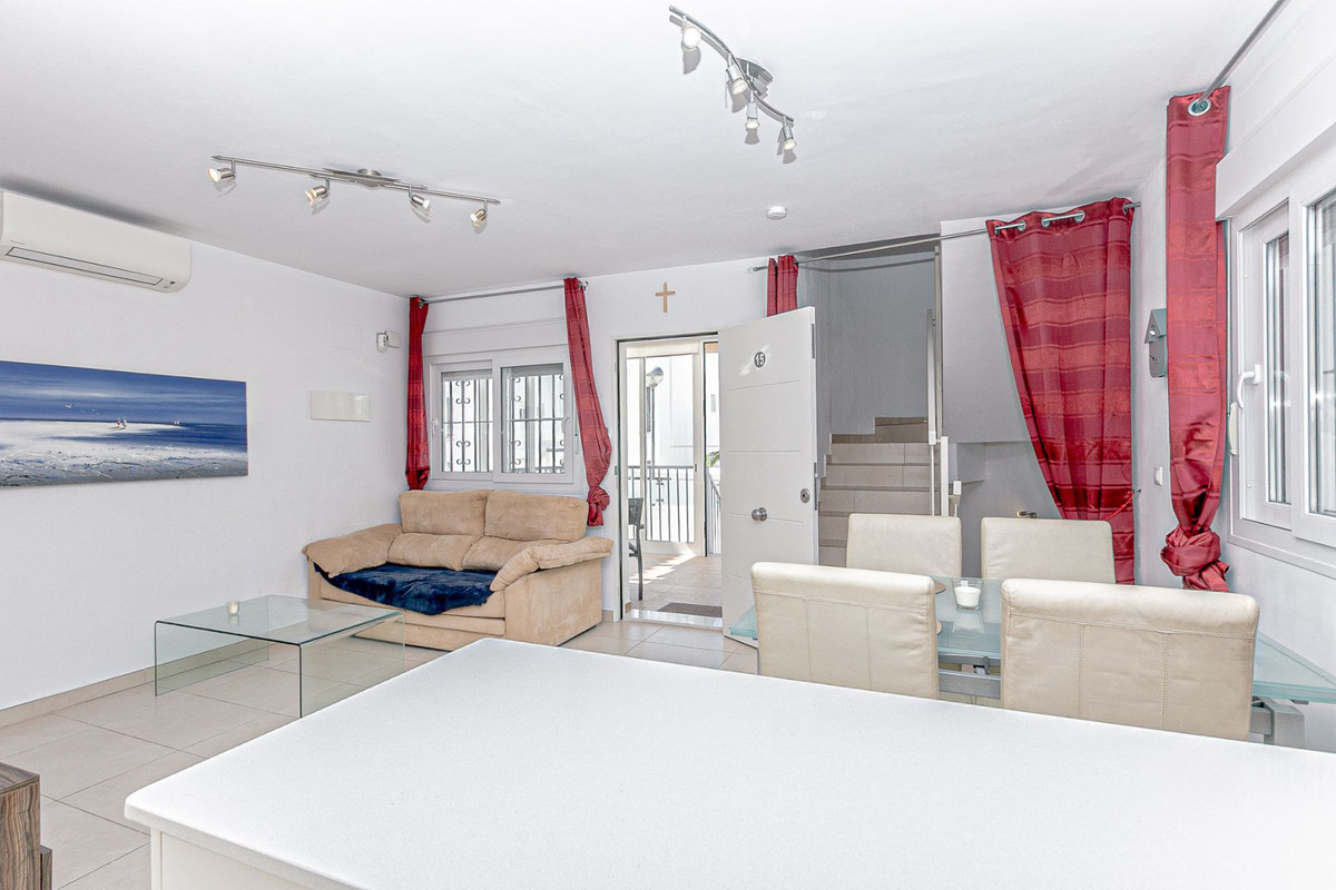 Huis te koop in San Fulgencio | 4 slaapkamers H5349646