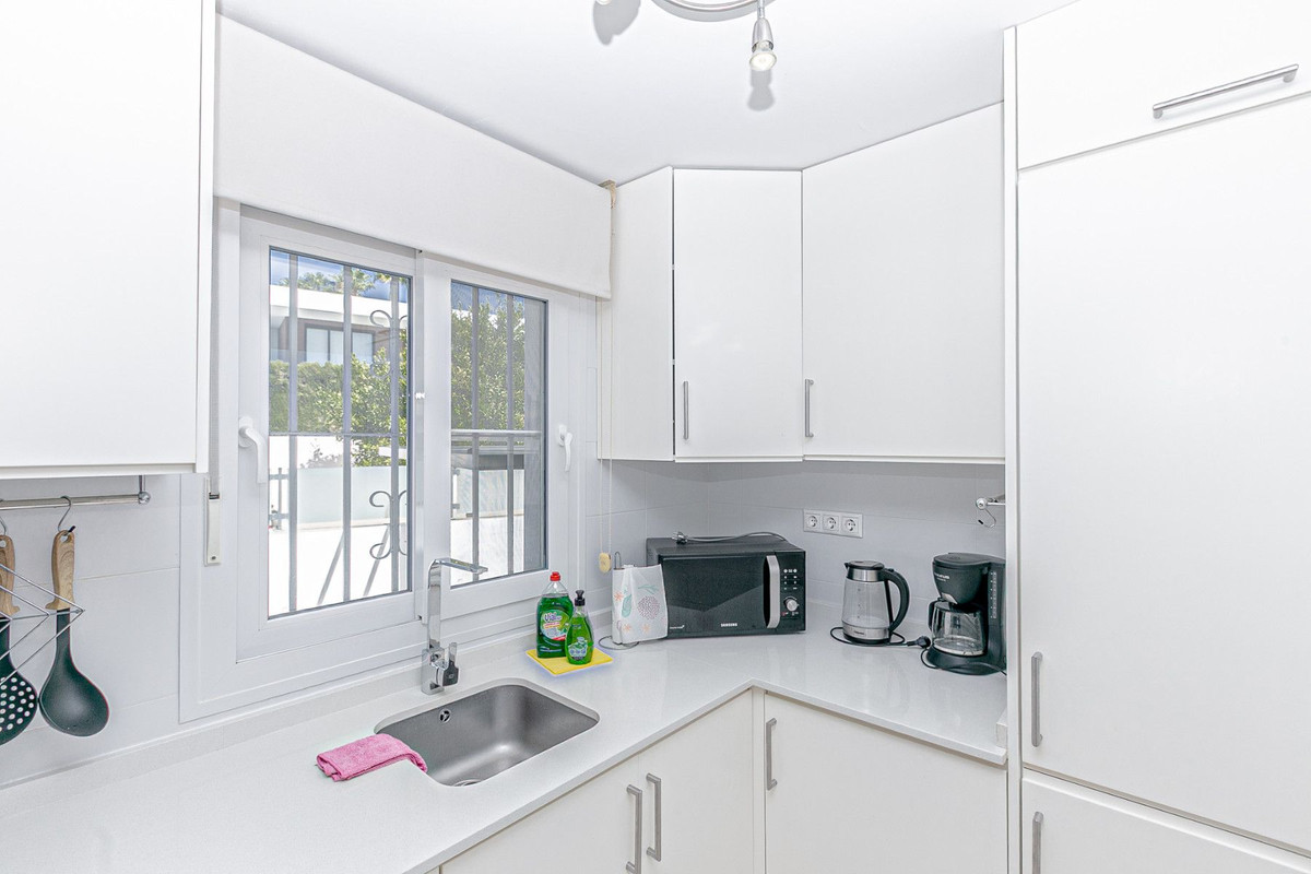 Huis te koop in San Fulgencio | 4 slaapkamers H5349646