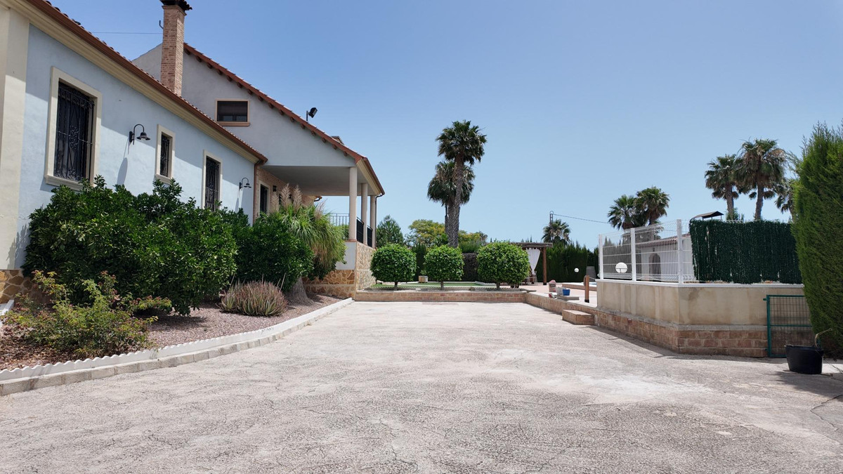 Property main view 38