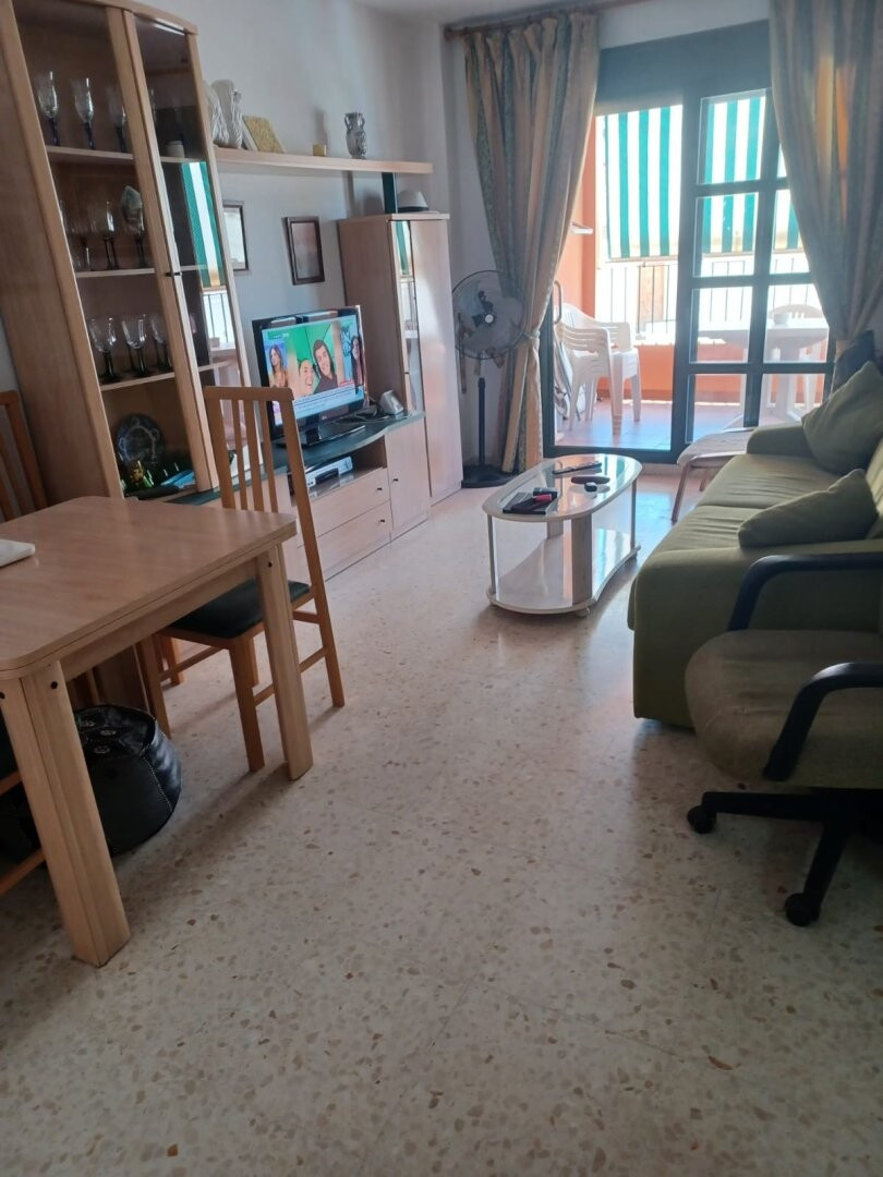 Huis te koop in San Luis de Sabinillas | 2 slaapkamers H4807810