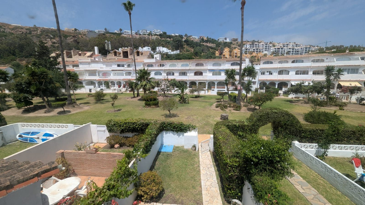 Huis te koop in San Luis de Sabinillas | 3 slaapkamers H5104231