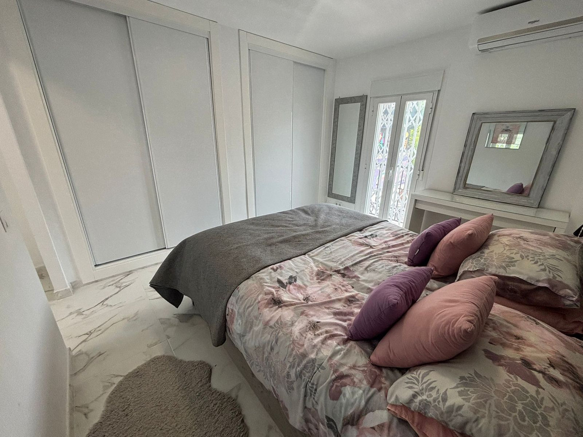 Appartement te koop in San Luis de Sabinillas | 1 slaapkamers H5130952