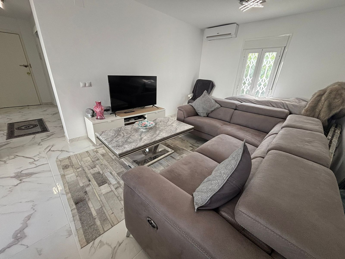 Appartement te koop in San Luis de Sabinillas | 1 slaapkamers H5130952