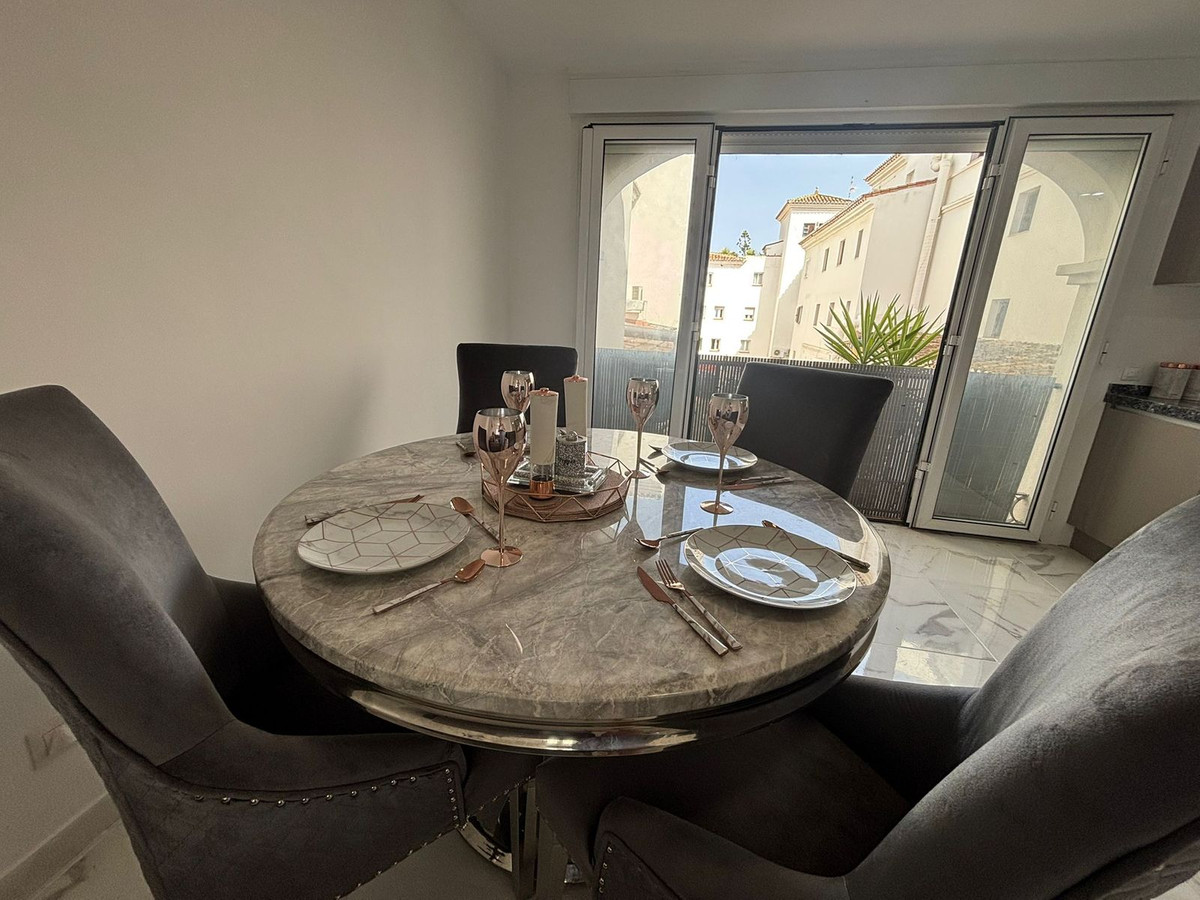 Appartement te koop in San Luis de Sabinillas | 1 slaapkamers H5130952