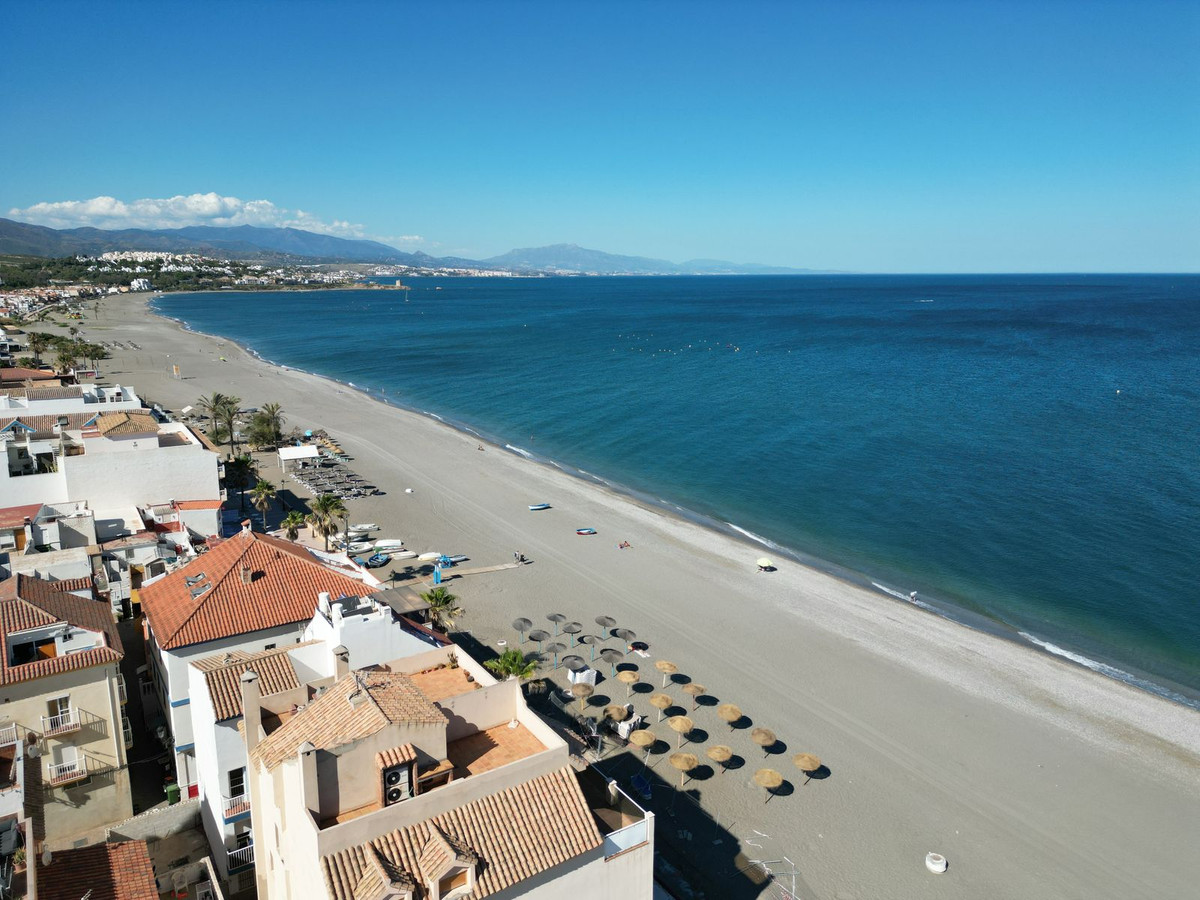 Appartement te koop in San Luis de Sabinillas | 2 slaapkamers H5141674