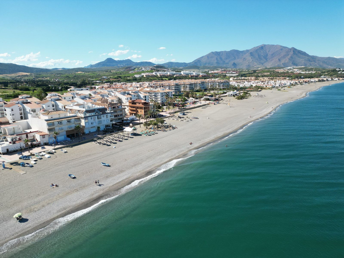 Appartement te koop in San Luis de Sabinillas | 2 slaapkamers H5141674