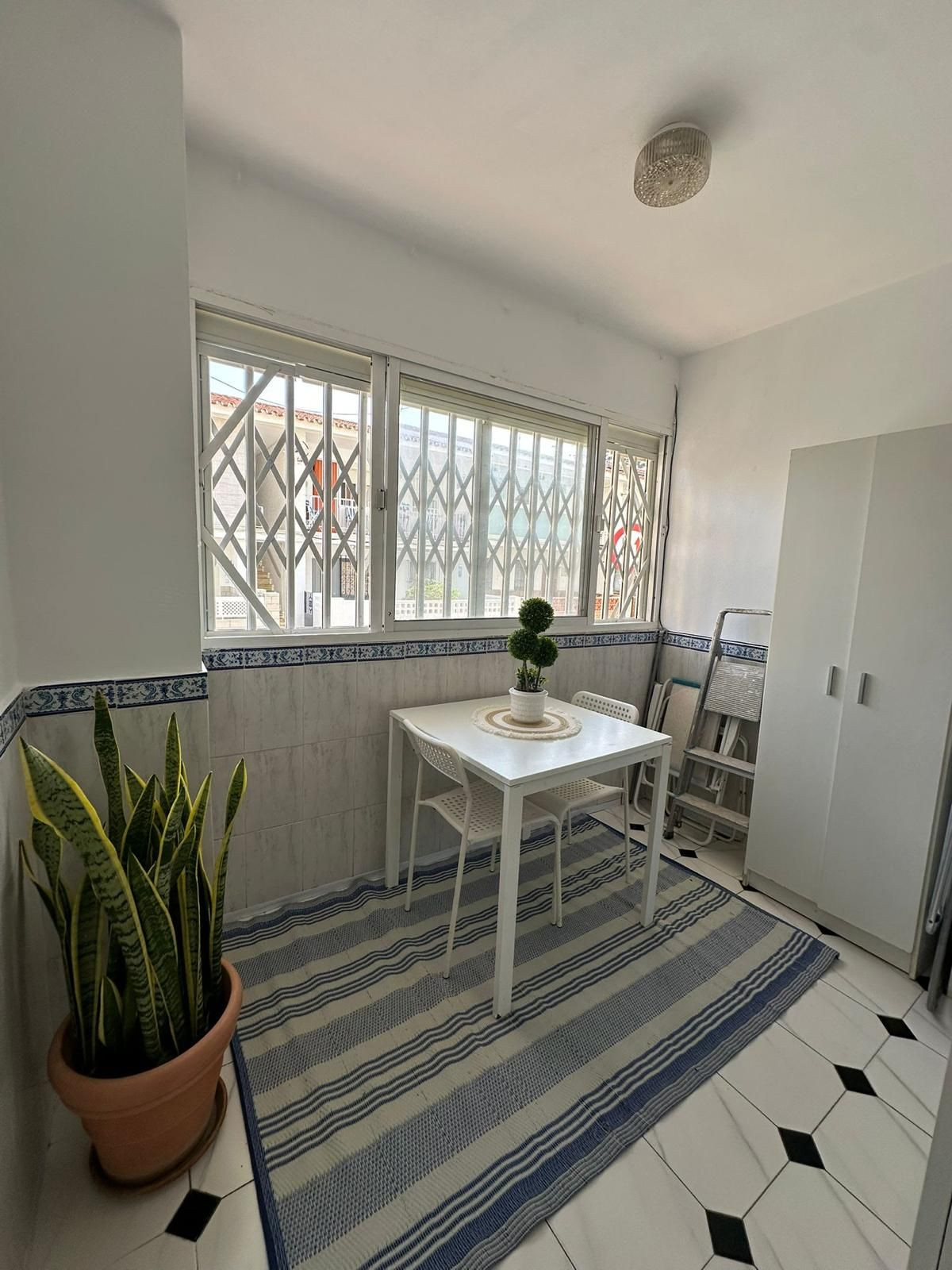 Appartement te koop in San Luis de Sabinillas | 2 slaapkamers H5141674