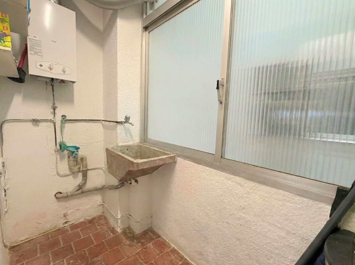 Appartement te koop in San Luis de Sabinillas | 4 slaapkamers H5287840