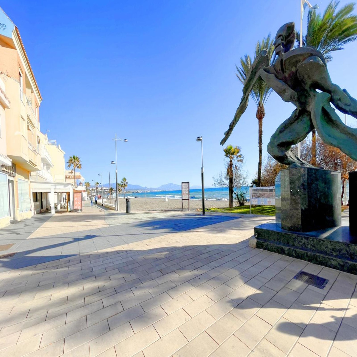 Appartement te koop in San Luis de Sabinillas | 4 slaapkamers H5287840