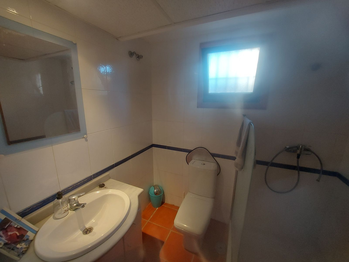 Huis te koop in San Luis de Sabinillas | 3 slaapkamers H5306377