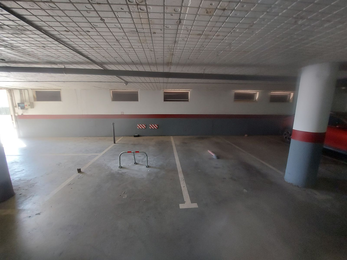 Huis te koop in San Luis de Sabinillas | 3 slaapkamers H5306377