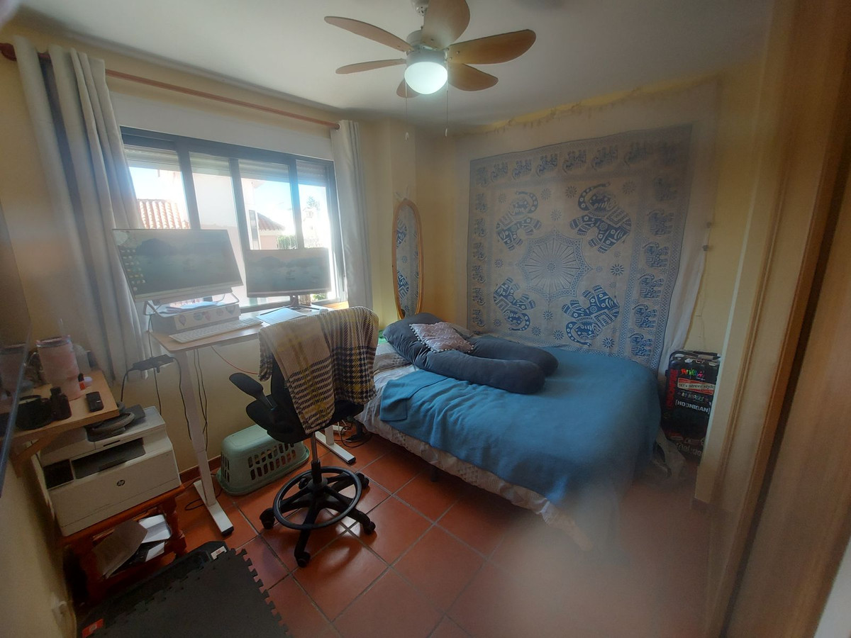 Huis te koop in San Luis de Sabinillas | 3 slaapkamers H5306377