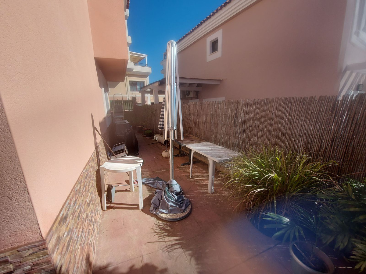 Huis te koop in San Luis de Sabinillas | 3 slaapkamers H5306377