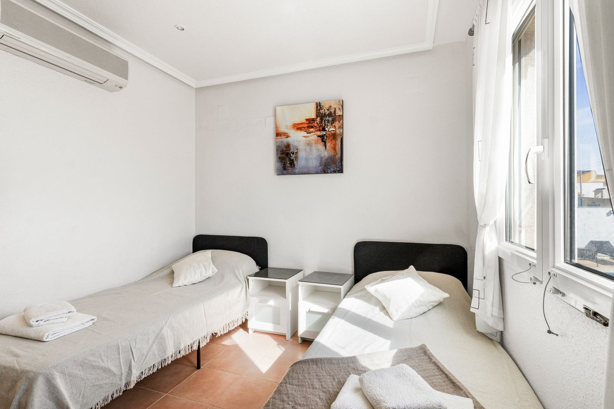 Huis te koop in San Miguel | 8 slaapkamers H5314984