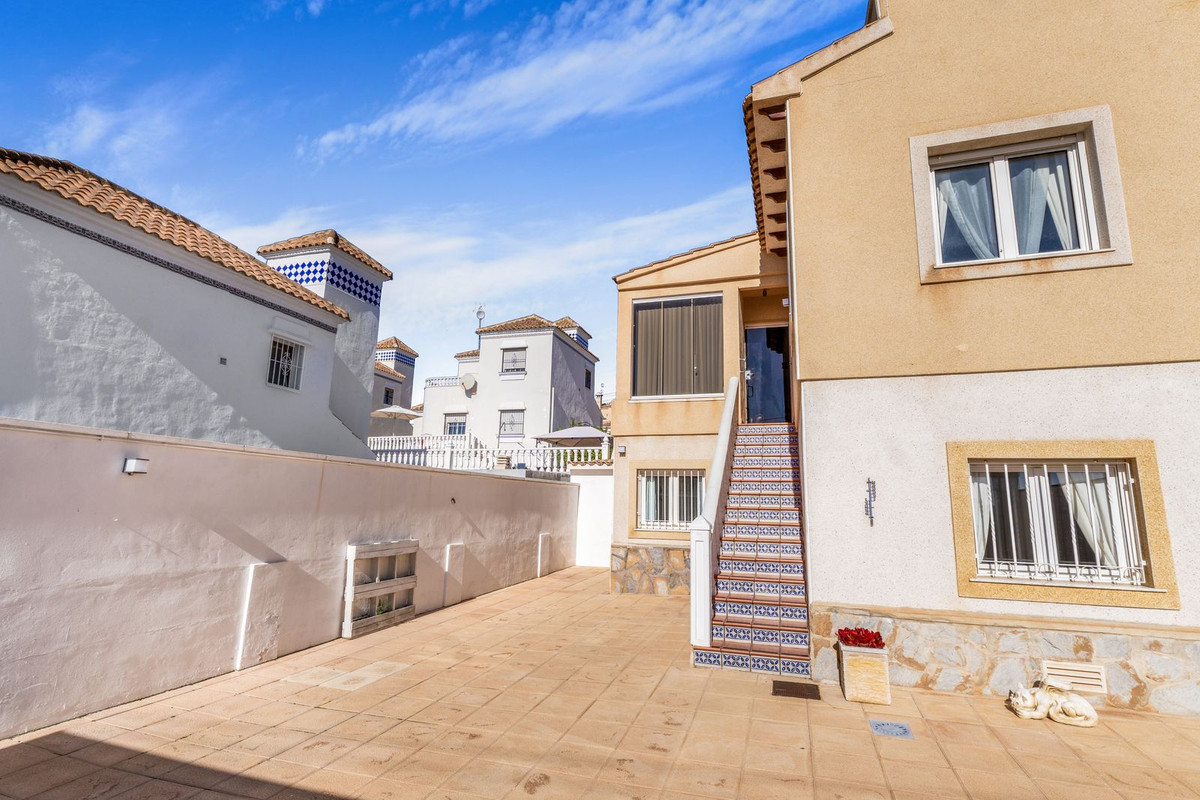 Huis te koop in San Miguel | 8 slaapkamers H5314984