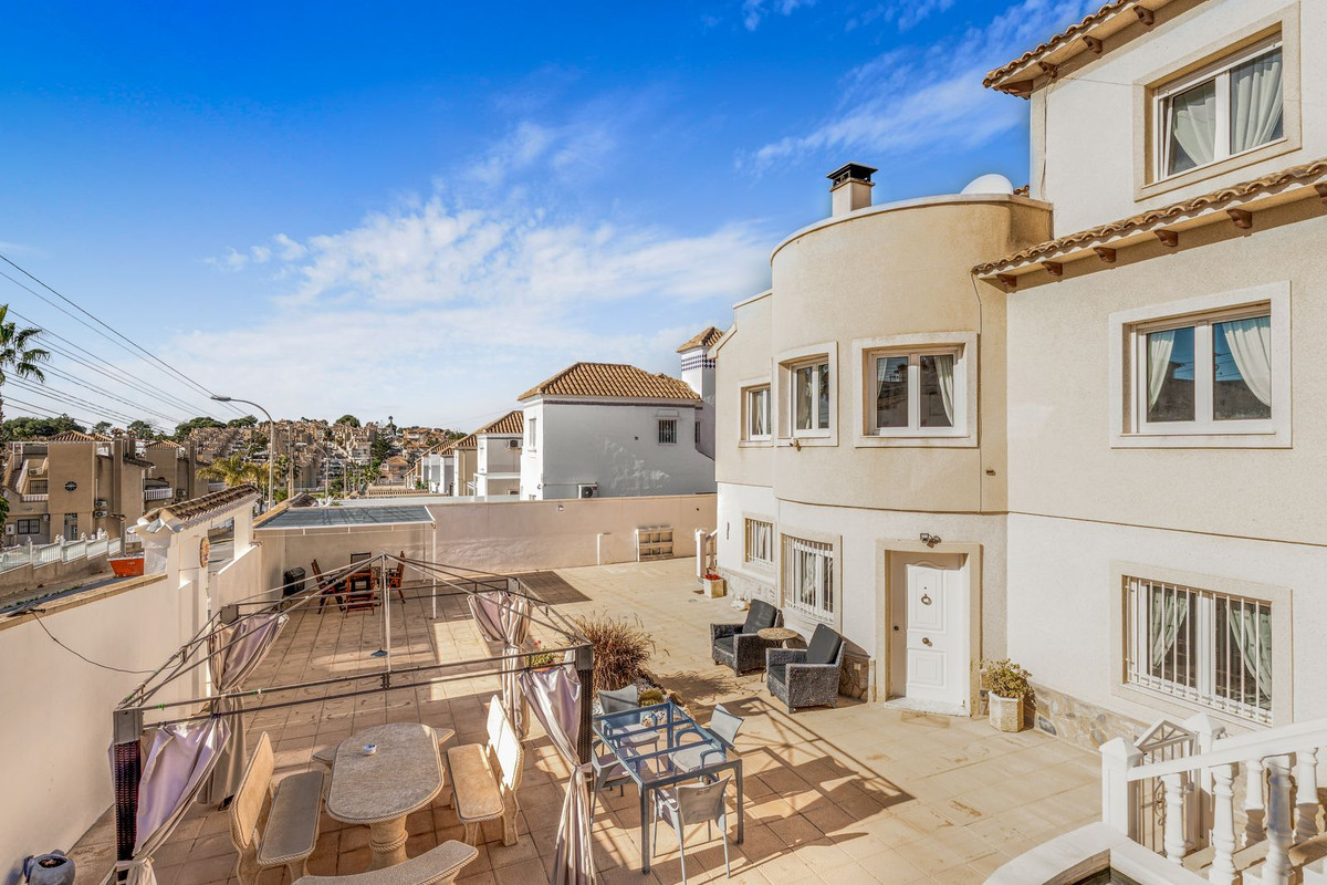 Huis te koop in San Miguel | 8 slaapkamers H5314984