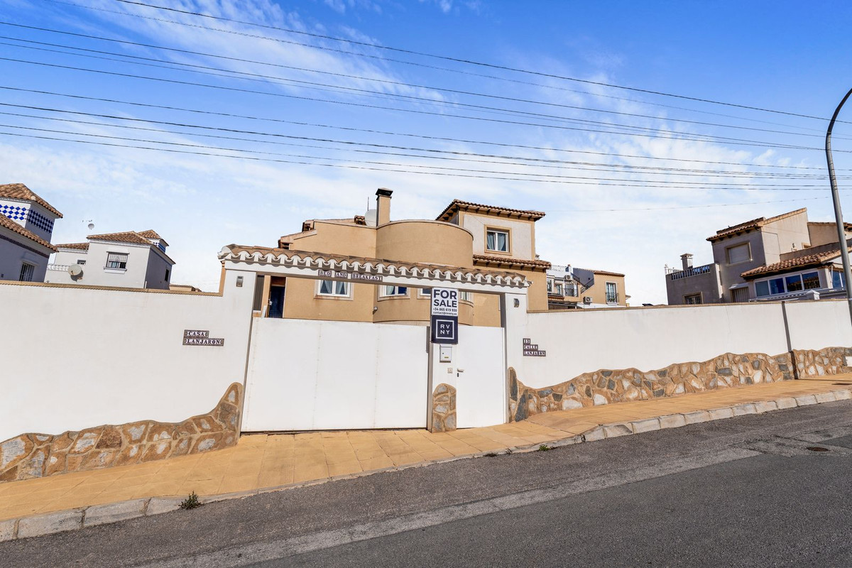 Huis te koop in San Miguel | 8 slaapkamers H5314984