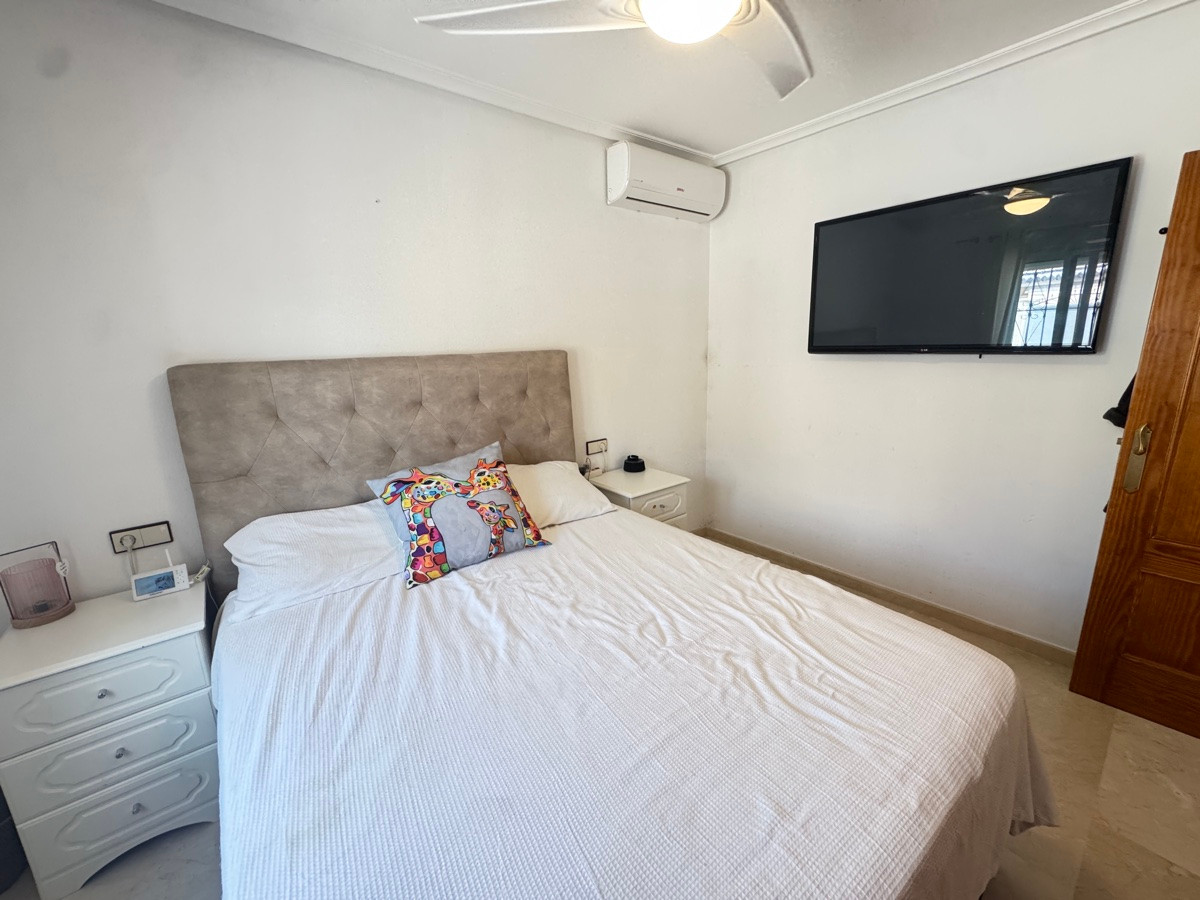 Huis te koop in San Miguel de Salinas | 5 slaapkamers H5080387