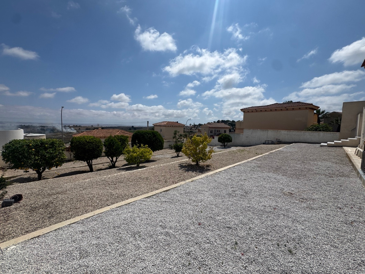 Huis te koop in San Miguel de Salinas | 5 slaapkamers H5080387