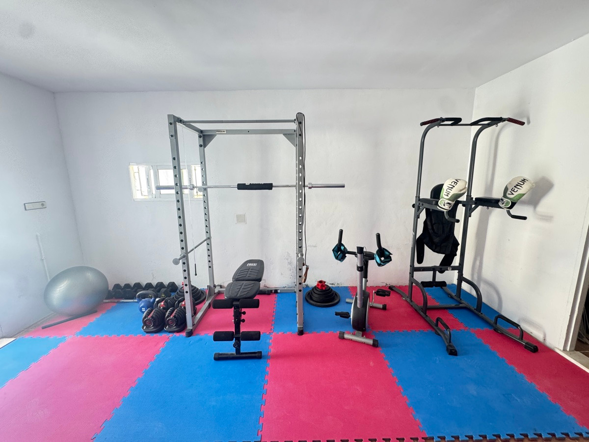 Huis te koop in San Miguel de Salinas | 5 slaapkamers H5080387