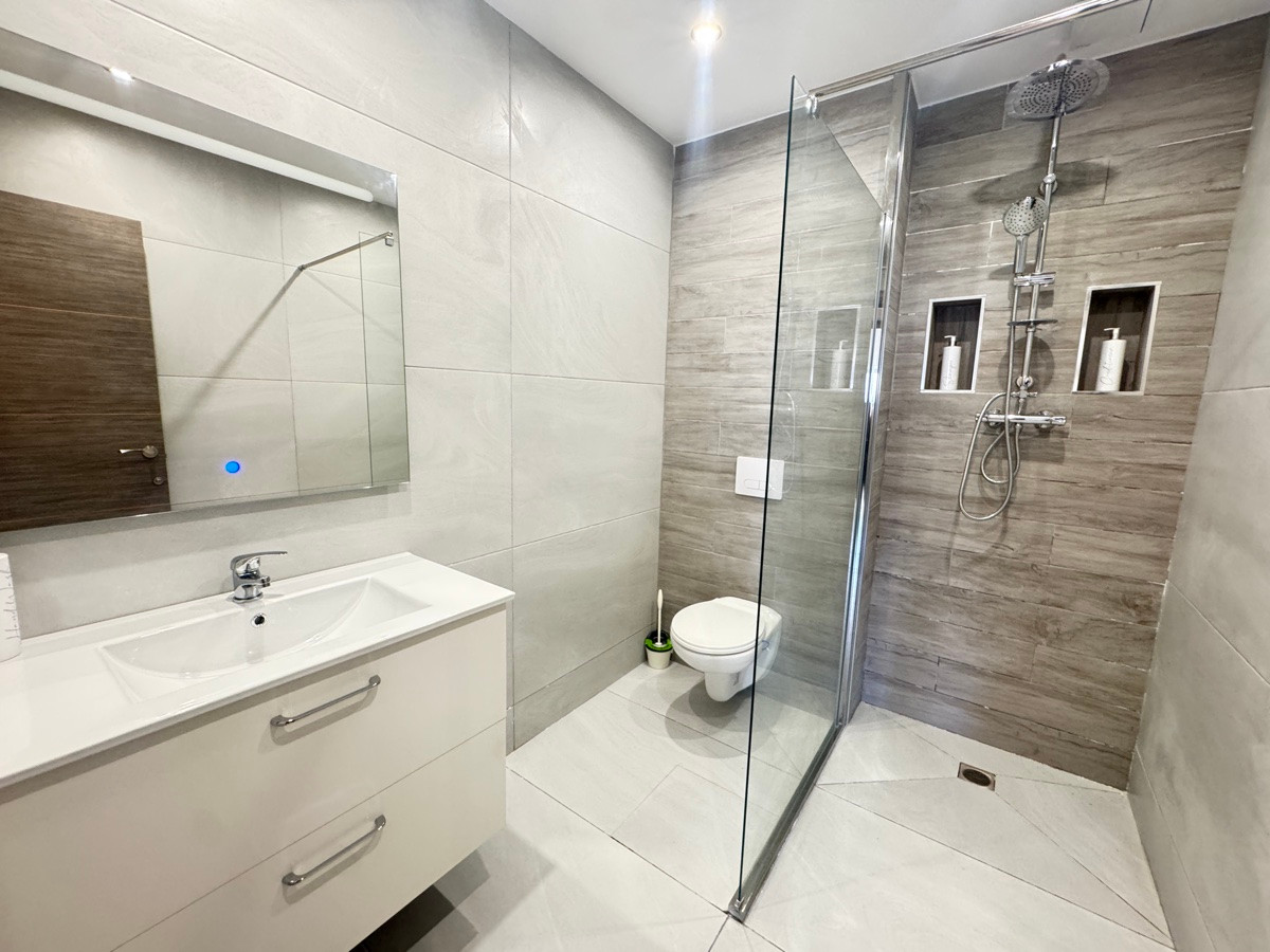 Huis te koop in San Miguel de Salinas | 5 slaapkamers H5080387