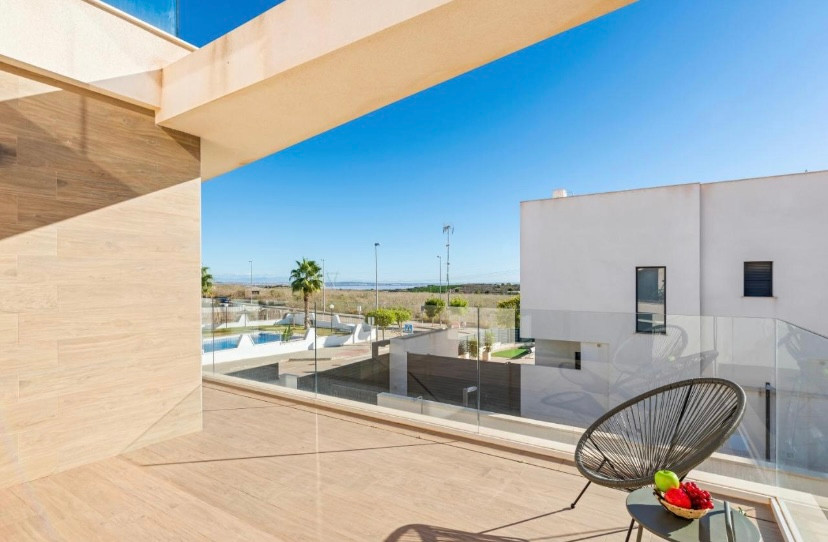 Property main view 33