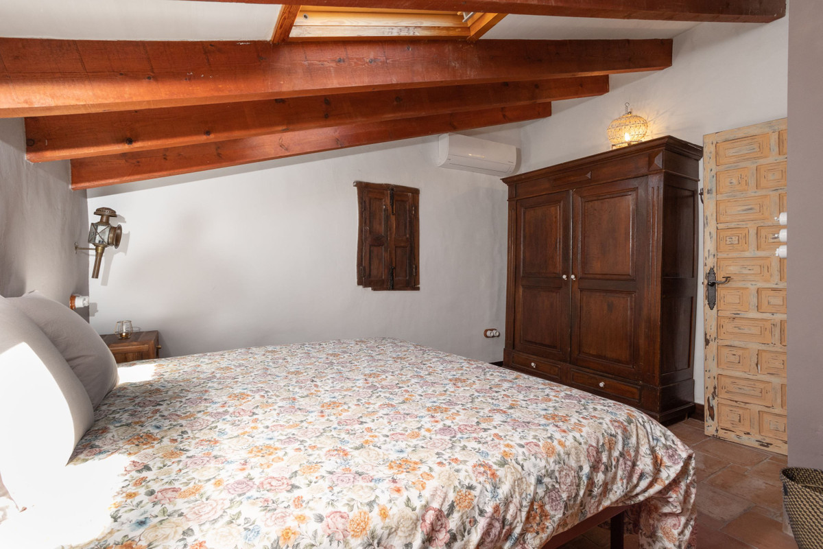 Property main view 33