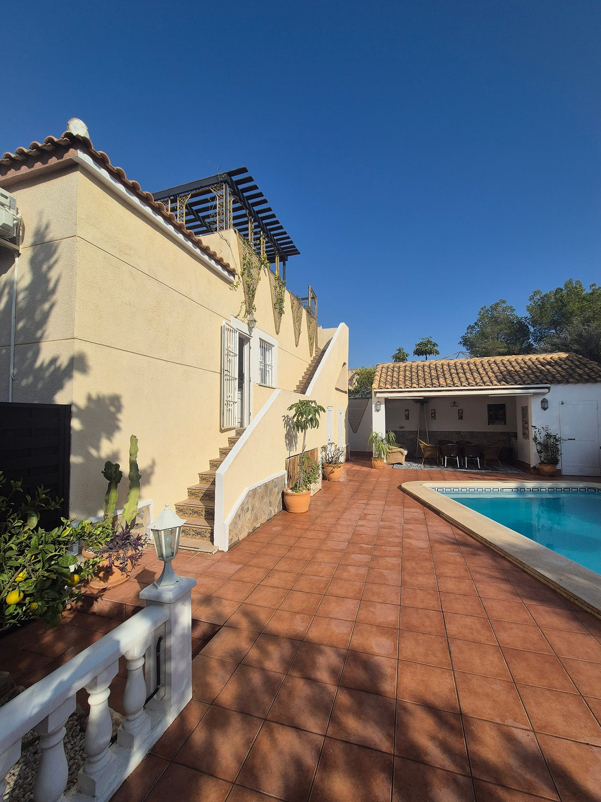 Property main view 80