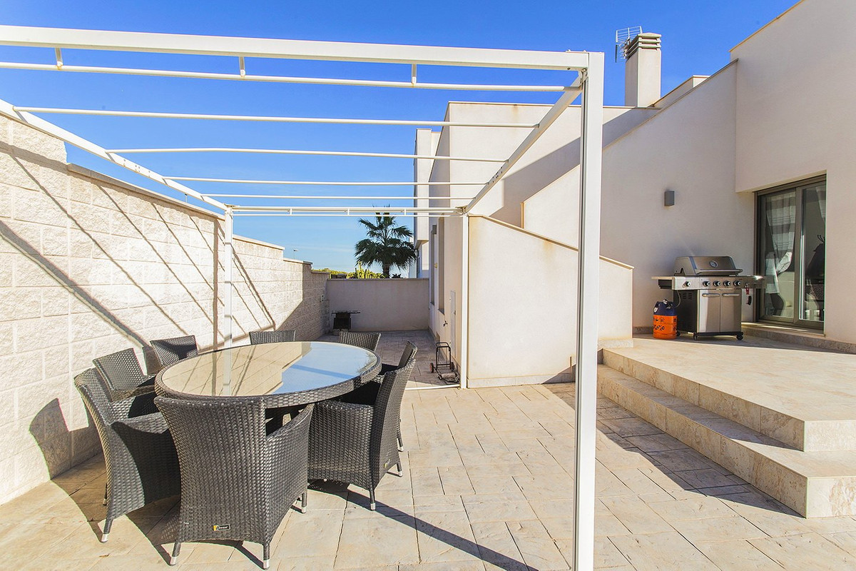 Huis te koop in San Miguel de Salinas | 3 slaapkamers H5295340