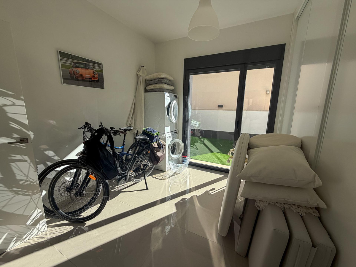 Huis te koop in San Miguel de Salinas | 4 slaapkamers H5296561