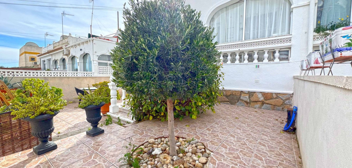 Huis te koop in San Miguel de Salinas | 2 slaapkamers H5307199