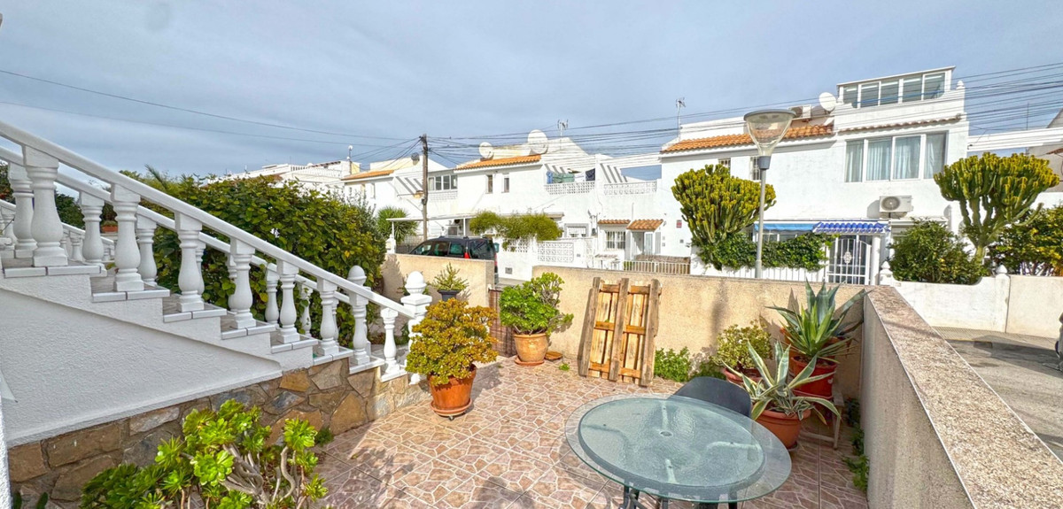 Huis te koop in San Miguel de Salinas | 2 slaapkamers H5307199