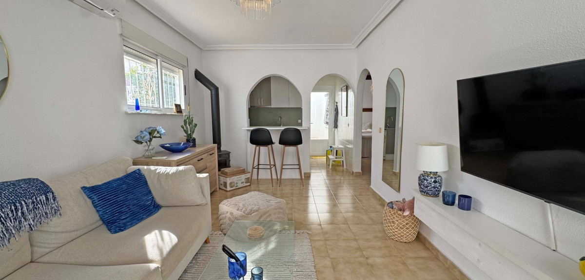 Huis te koop in San Miguel de Salinas | 2 slaapkamers H5307199