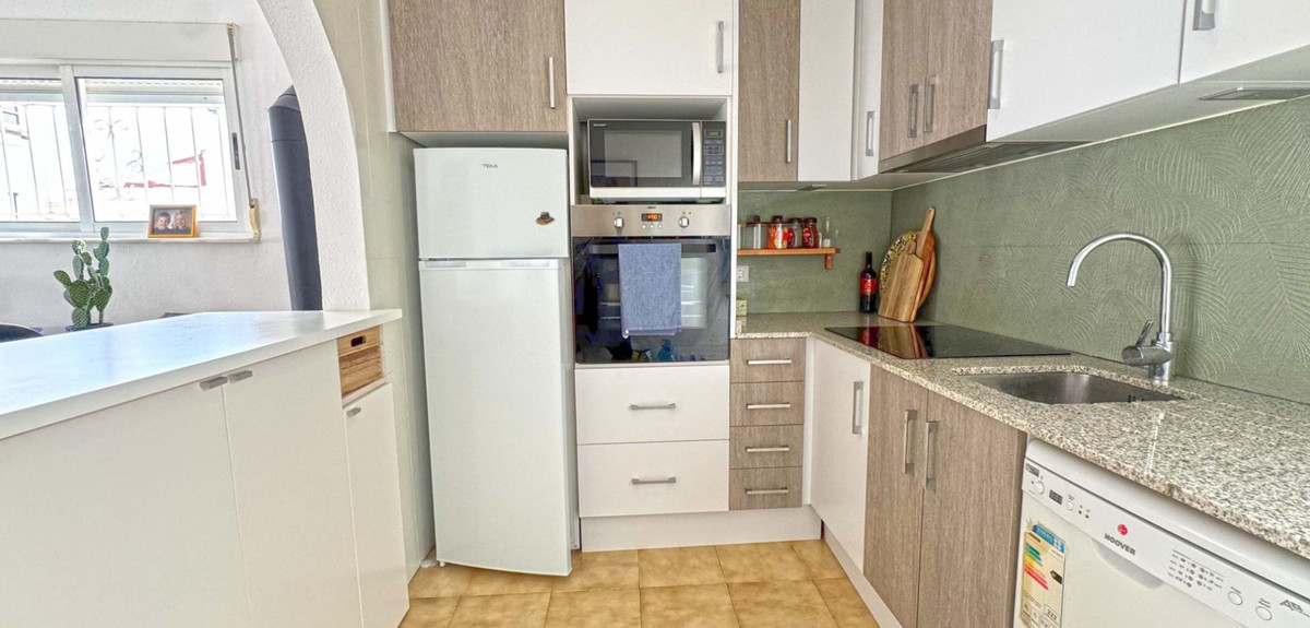 Huis te koop in San Miguel de Salinas | 2 slaapkamers H5307199