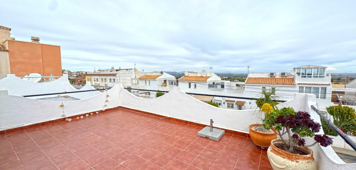 Huis te koop in San Miguel de Salinas | 2 slaapkamers H5307199