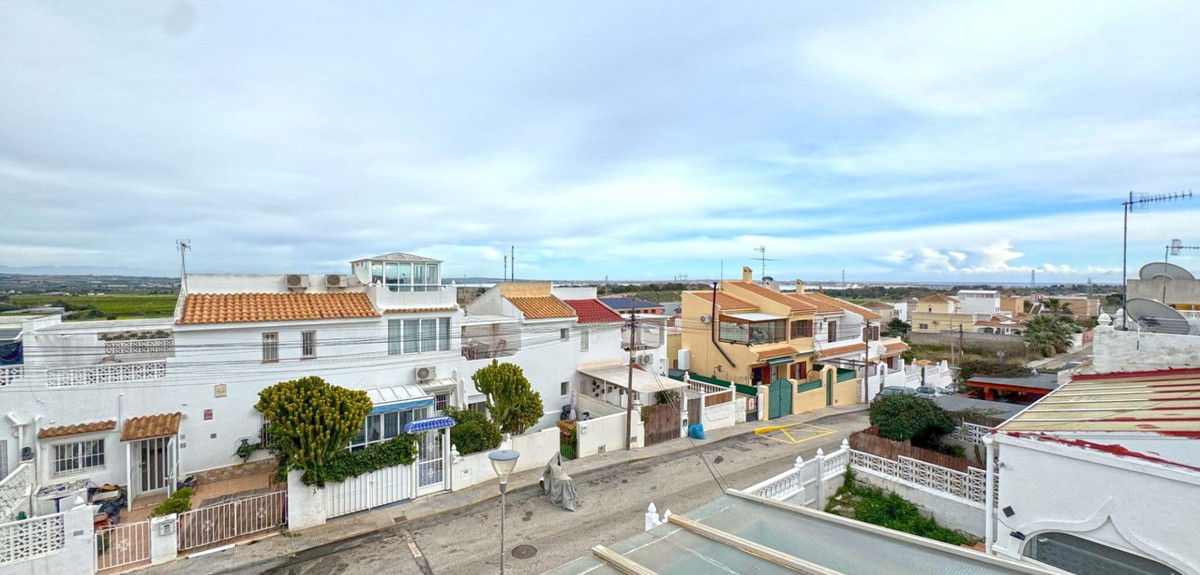 Huis te koop in San Miguel de Salinas | 2 slaapkamers H5307199