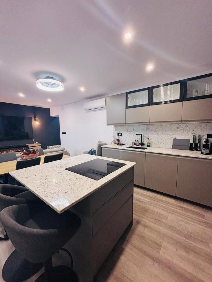 Huis te koop in San Miguel de Salinas | 4 slaapkamers H5330803