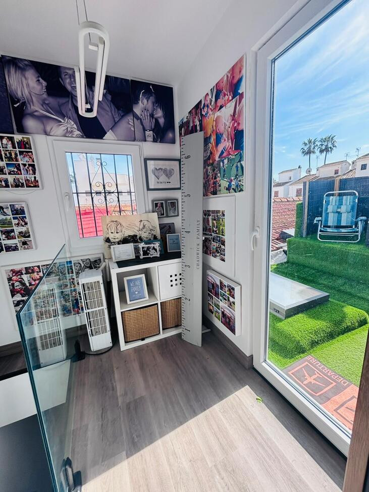 Huis te koop in San Miguel de Salinas | 4 slaapkamers H5330803