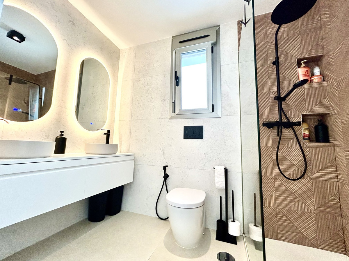 Huis te koop in San Miguel de Salinas | 4 slaapkamers H5346790