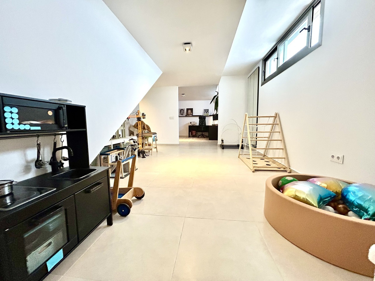 Huis te koop in San Miguel de Salinas | 4 slaapkamers H5346790