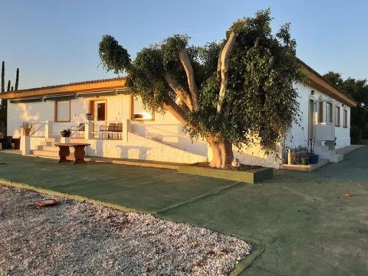 Huis te koop in San Miguel de Salinas | 6 slaapkamers H5355529
