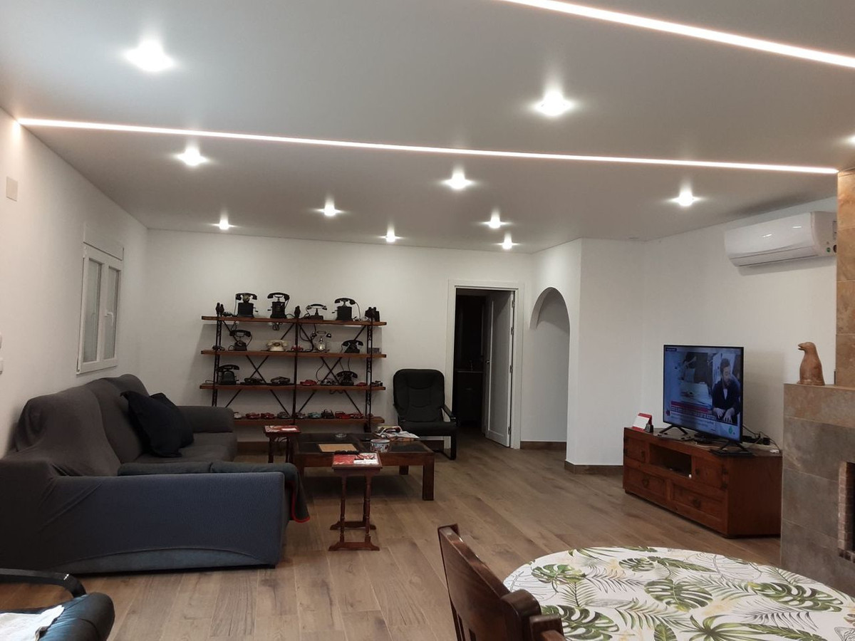 Huis te koop in San Miguel de Salinas | 6 slaapkamers H5355529