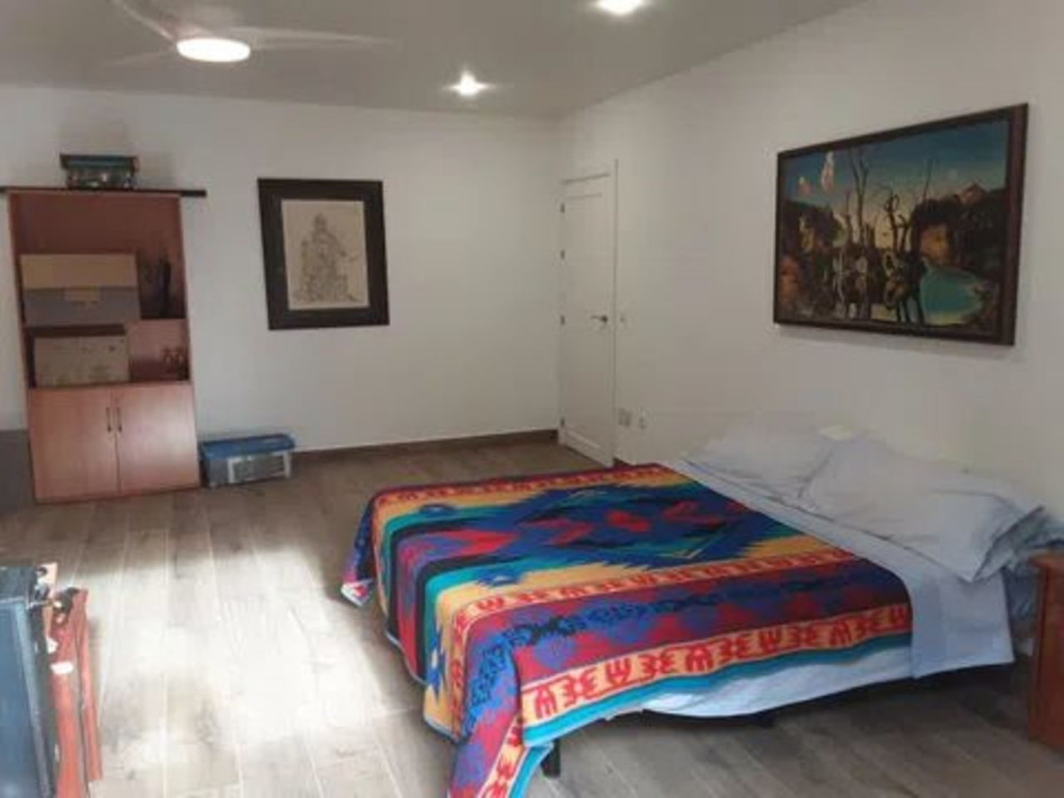 Huis te koop in San Miguel de Salinas | 6 slaapkamers H5355529