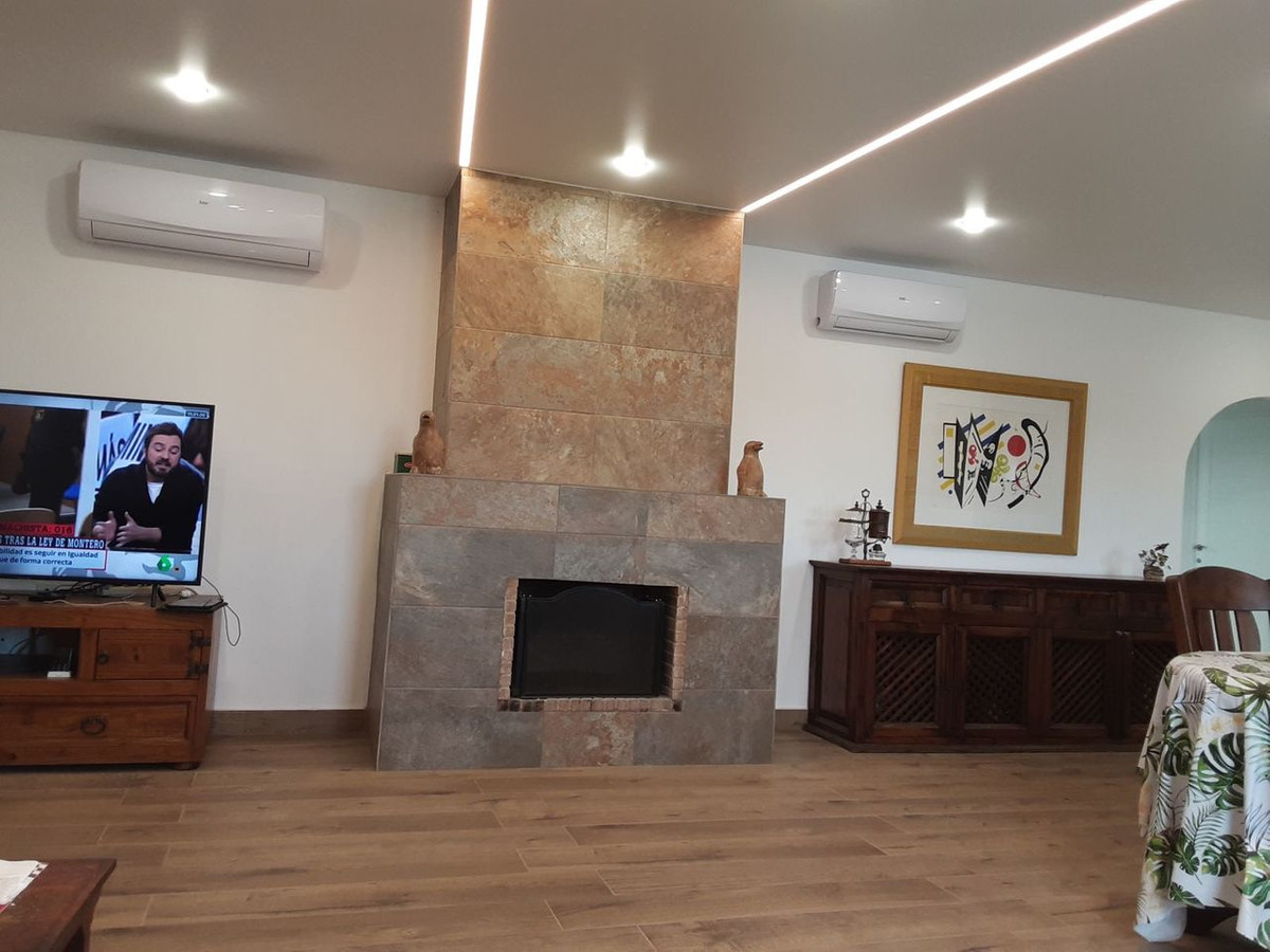 Huis te koop in San Miguel de Salinas | 6 slaapkamers H5355529