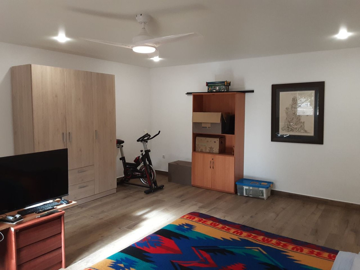 Huis te koop in San Miguel de Salinas | 6 slaapkamers H5355529