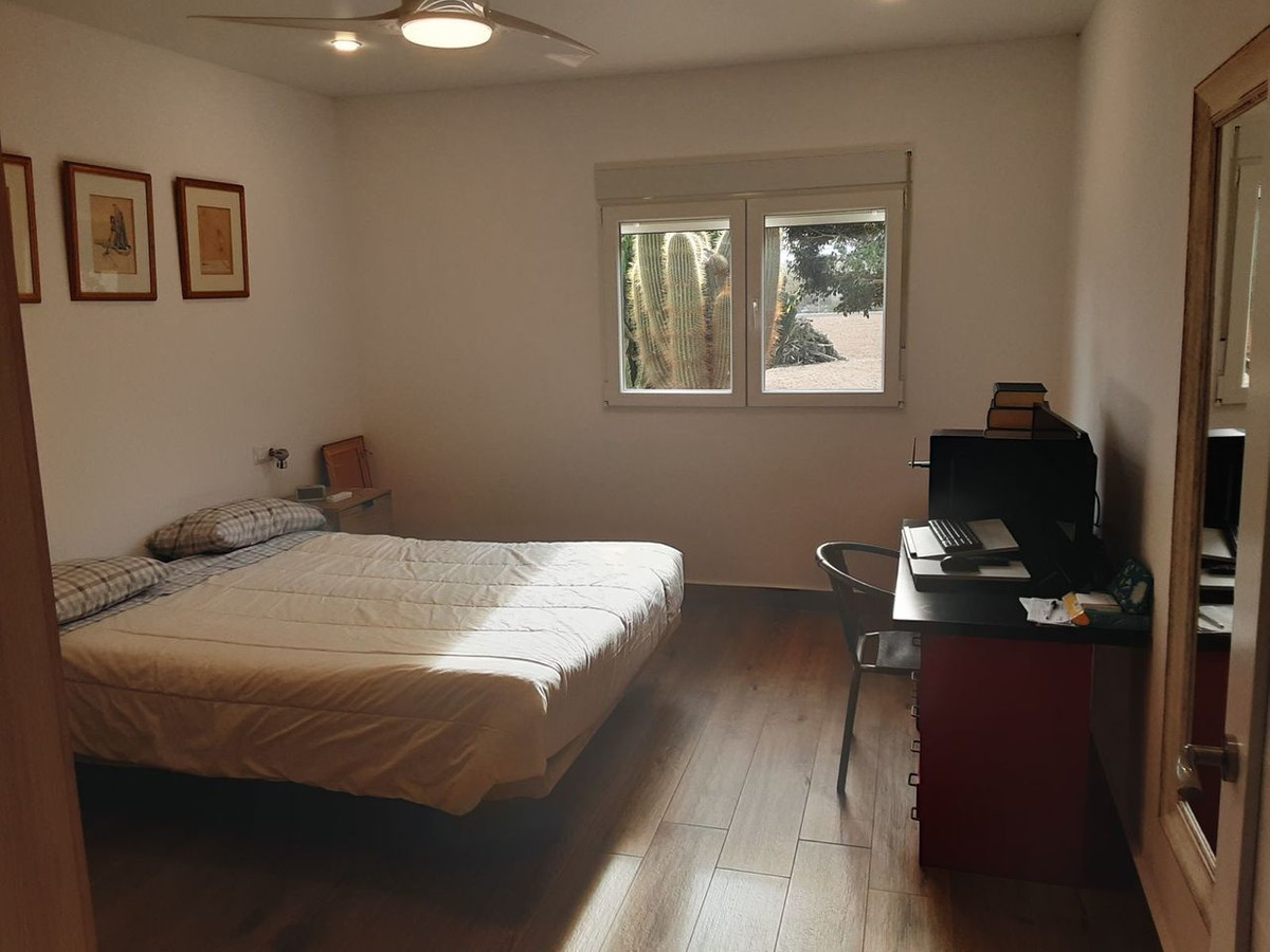 Huis te koop in San Miguel de Salinas | 6 slaapkamers H5355529