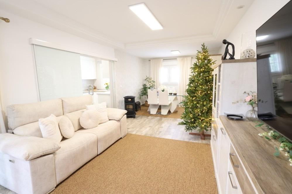 Huis te koop in San Miguel de Salinas | 4 slaapkamers H5364280