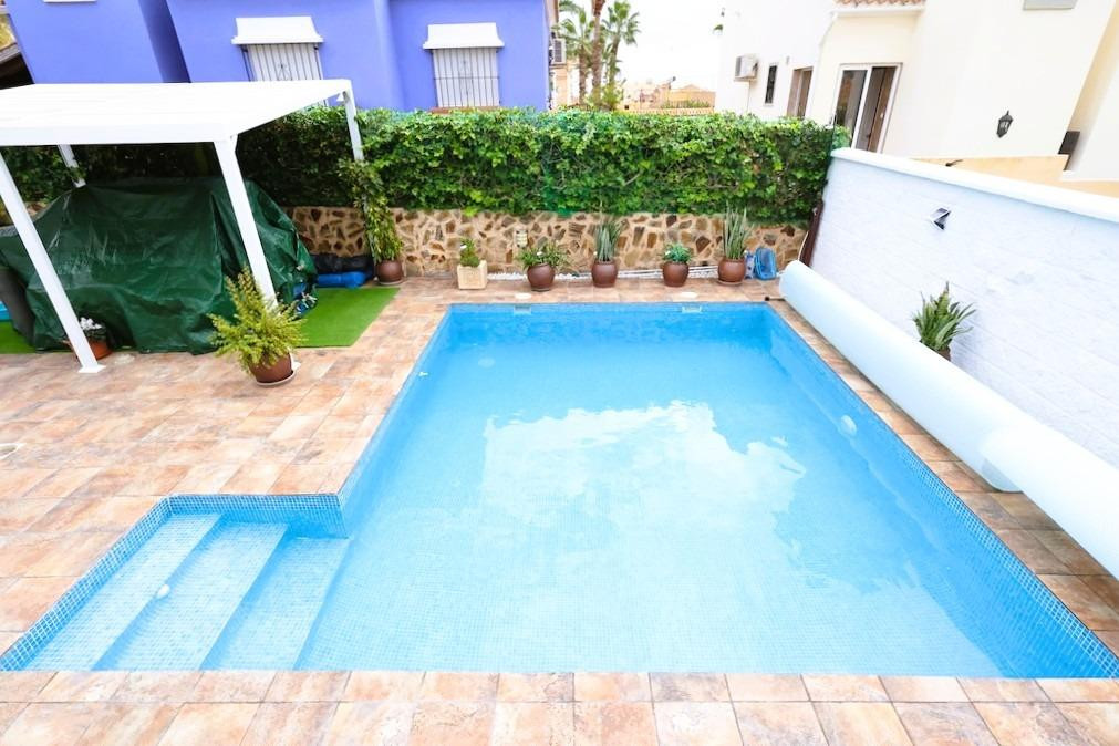 Huis te koop in San Miguel de Salinas | 4 slaapkamers H5364280