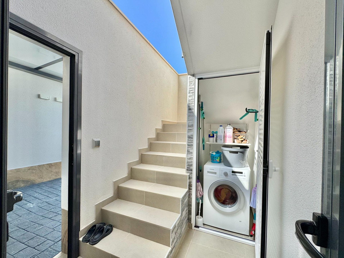 Huis te koop in San Miguel de Salinas | 3 slaapkamers H5371243